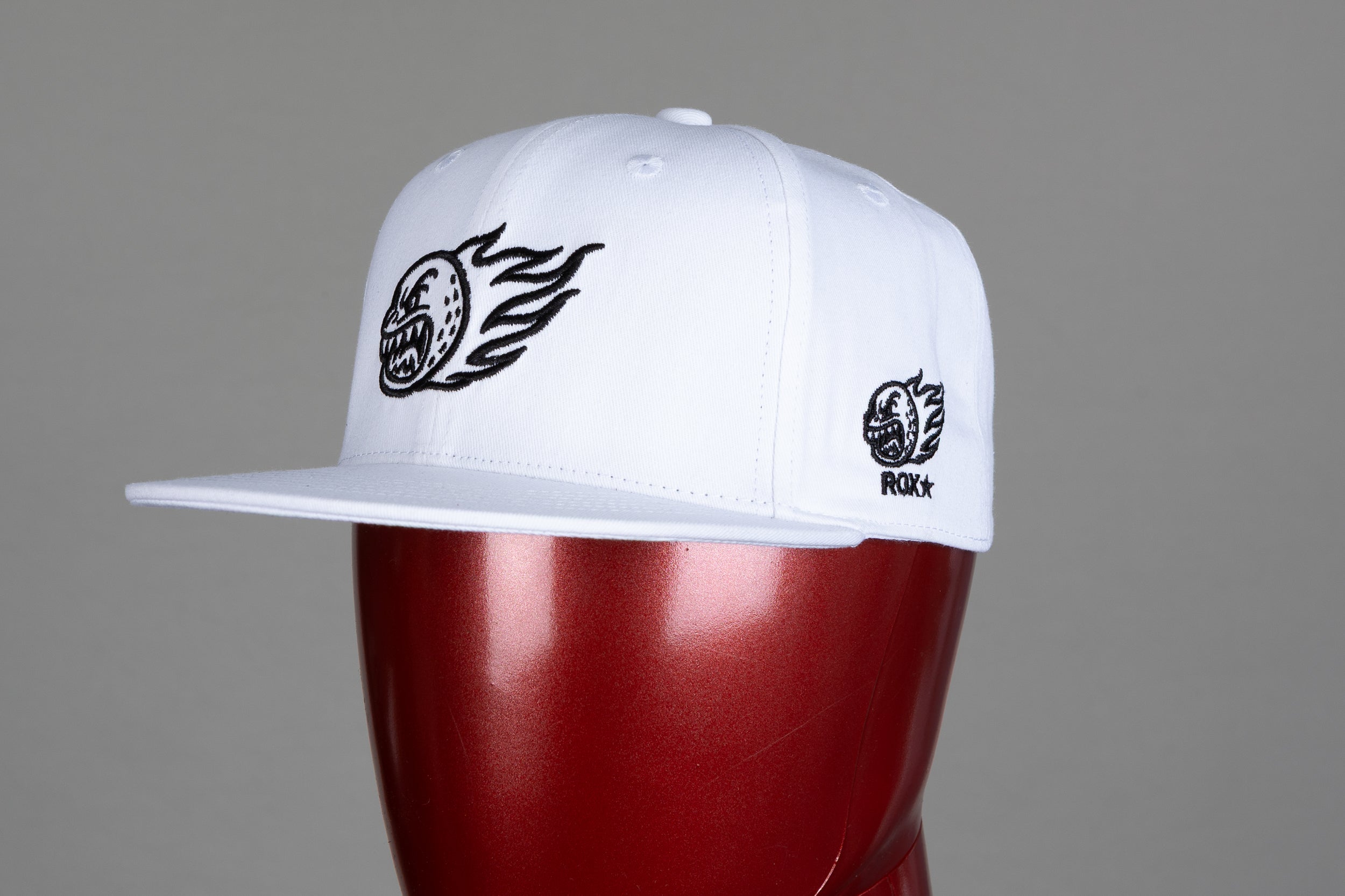 ROX STAR GOLF HAT -FLAT BRIM- WHITE