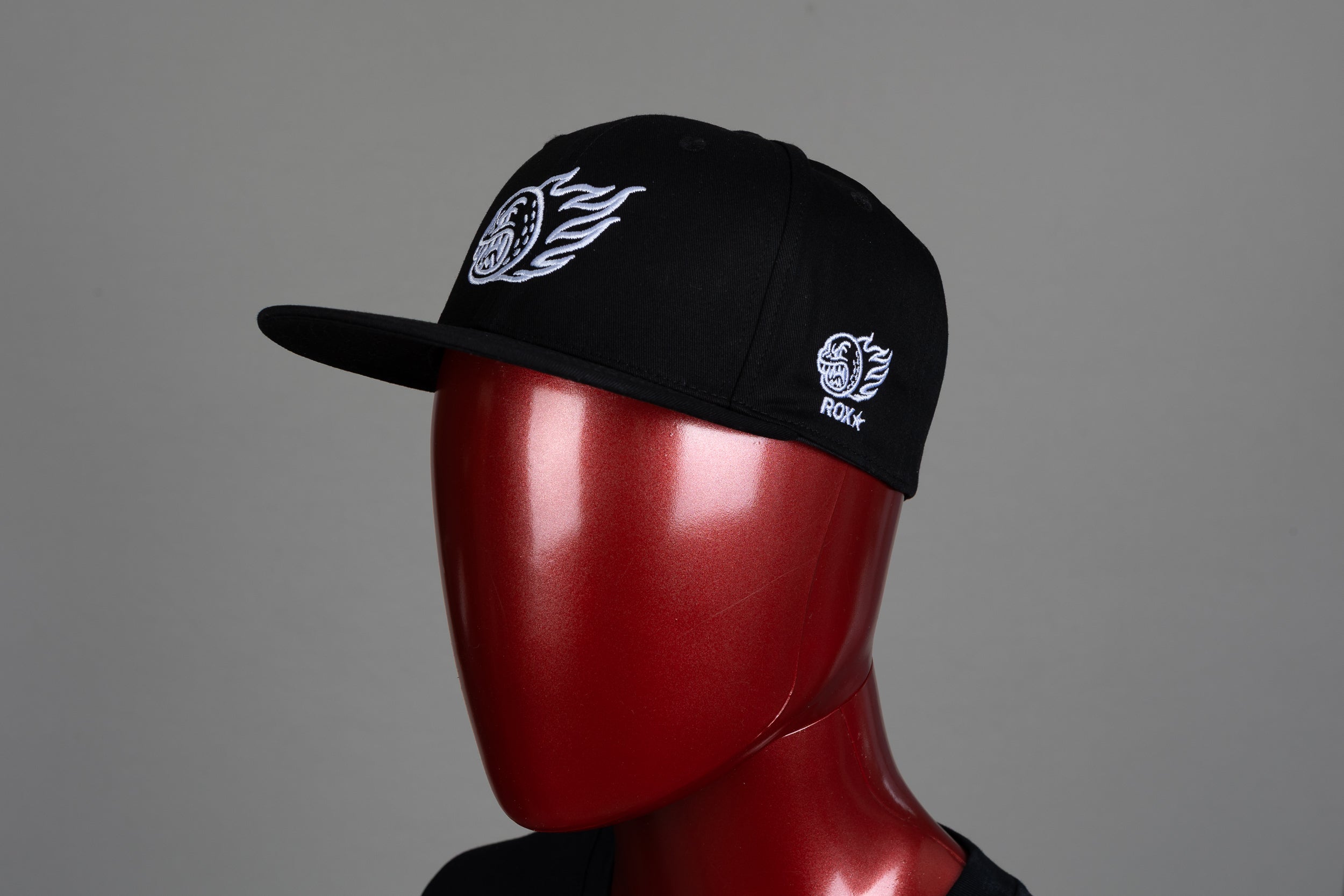 ROX STAR GOLF HAT -FLAT BRIM- BLACK